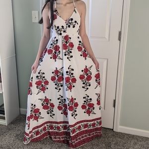 **Halter flowy boho floral maxi dress